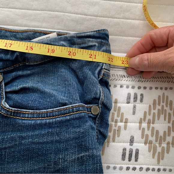 Torrid  Blue Jeans - Size fits 20 - Picture 5 of 6